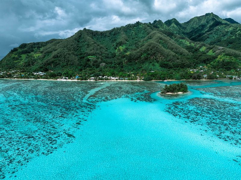 Niu Beach Moorea