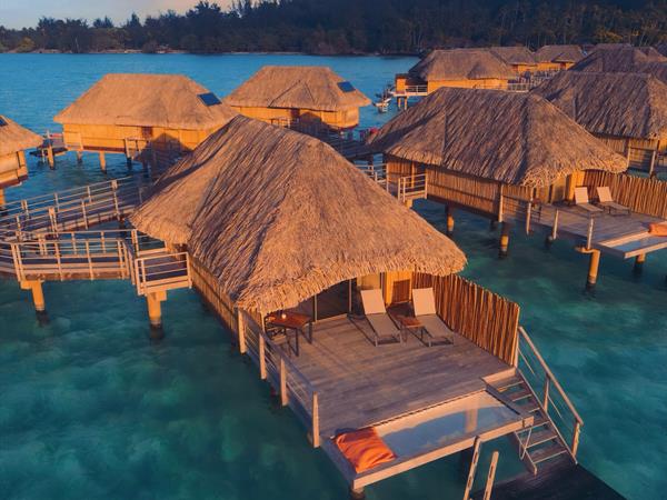 otemanu overwater bungalow