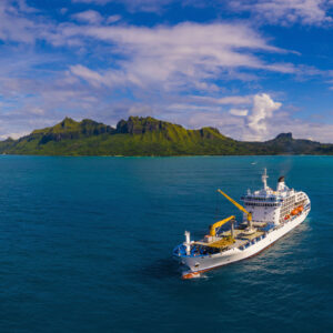 Aranui 5 at Raivavae_credit Lionel Gouverneur